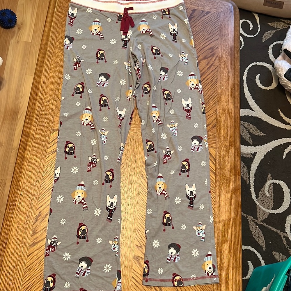 Pjsalvage pajama Fun Lounge Pants w/ Colorful dogs with hats low rise Size Large